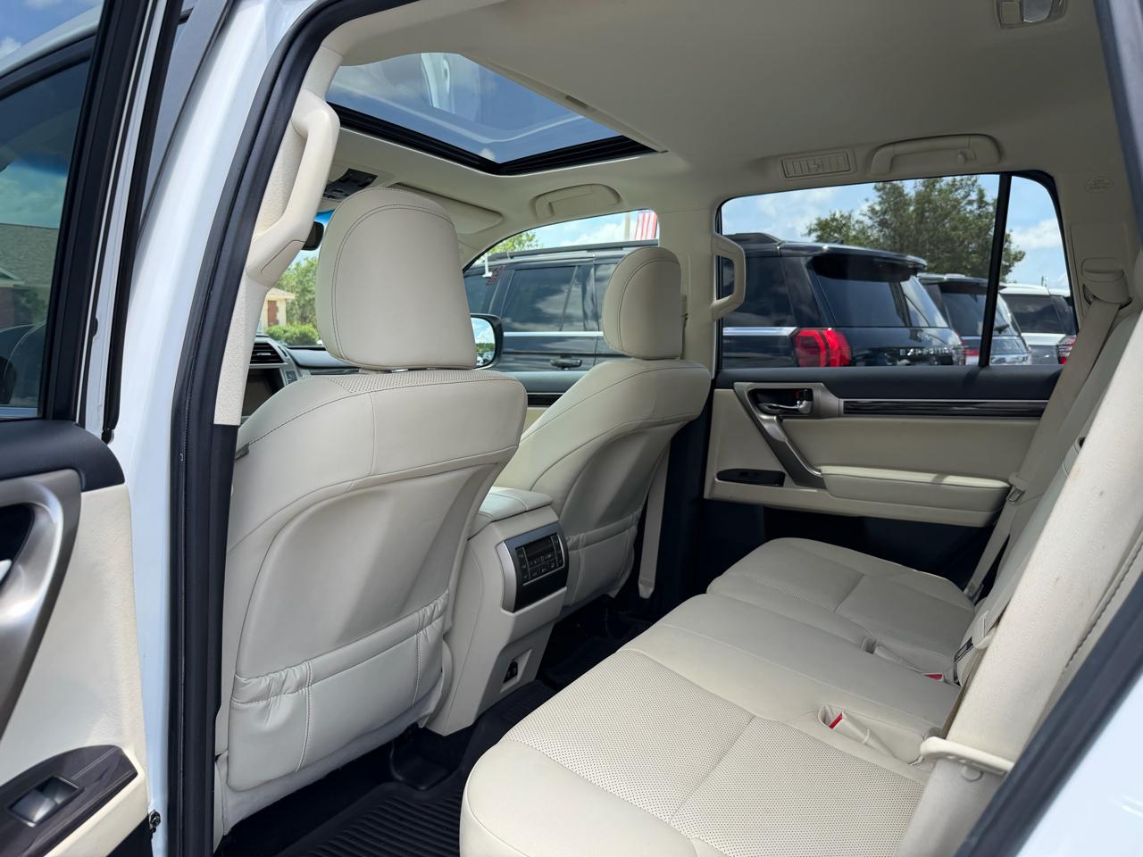 Lexus GX 460 4WD 4dr Premium 2020