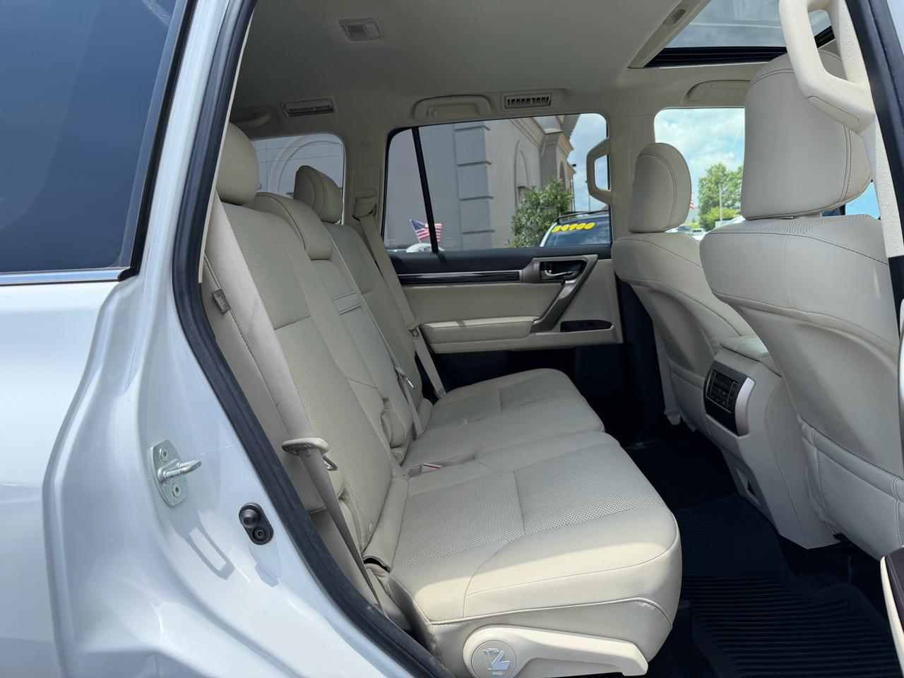 Lexus GX 460 4WD 4dr Premium 2020