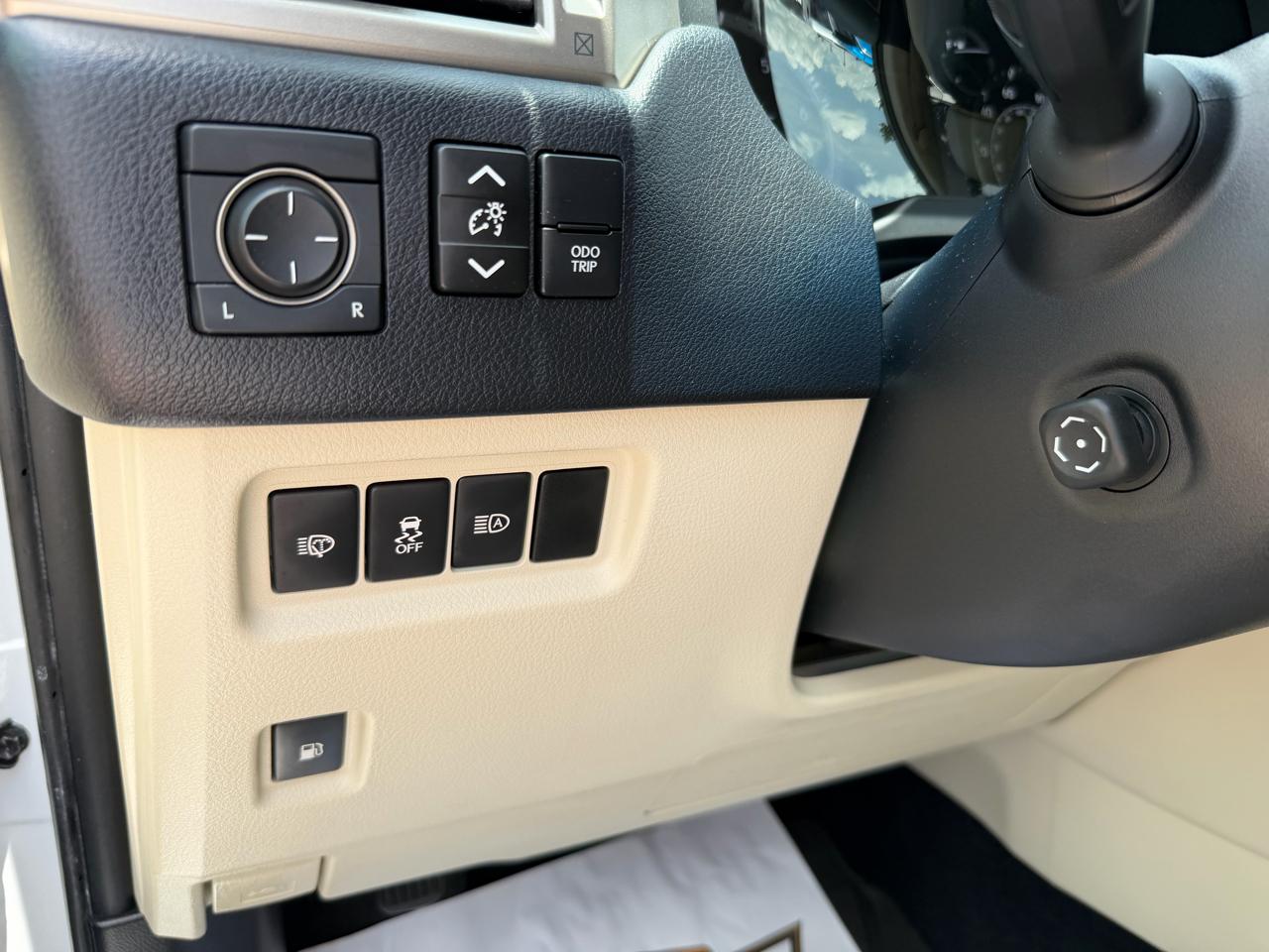 Lexus GX 460 4WD 4dr Premium 2020