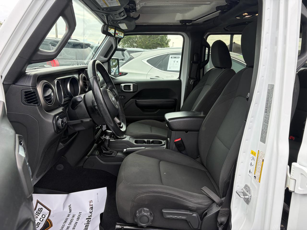 Jeep Wrangler Unlimited Sport 2019