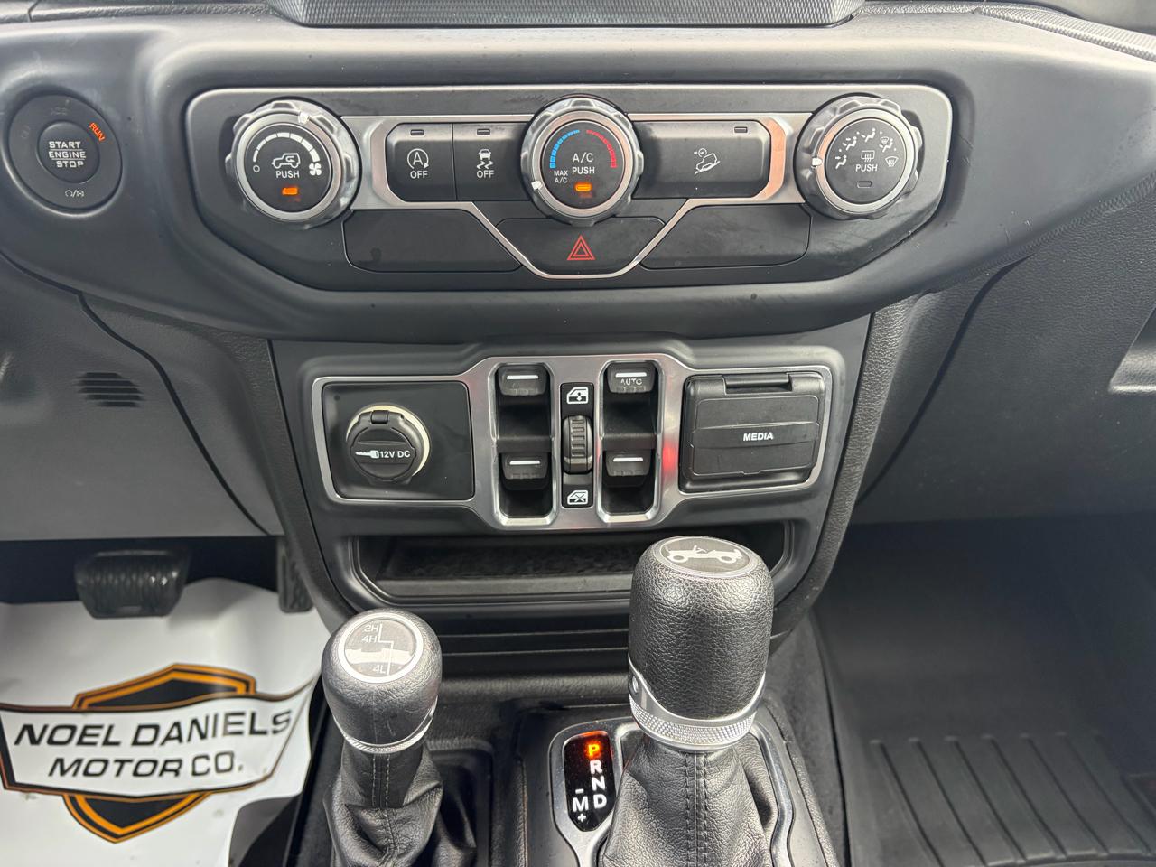 Jeep Wrangler Unlimited Sport 2019