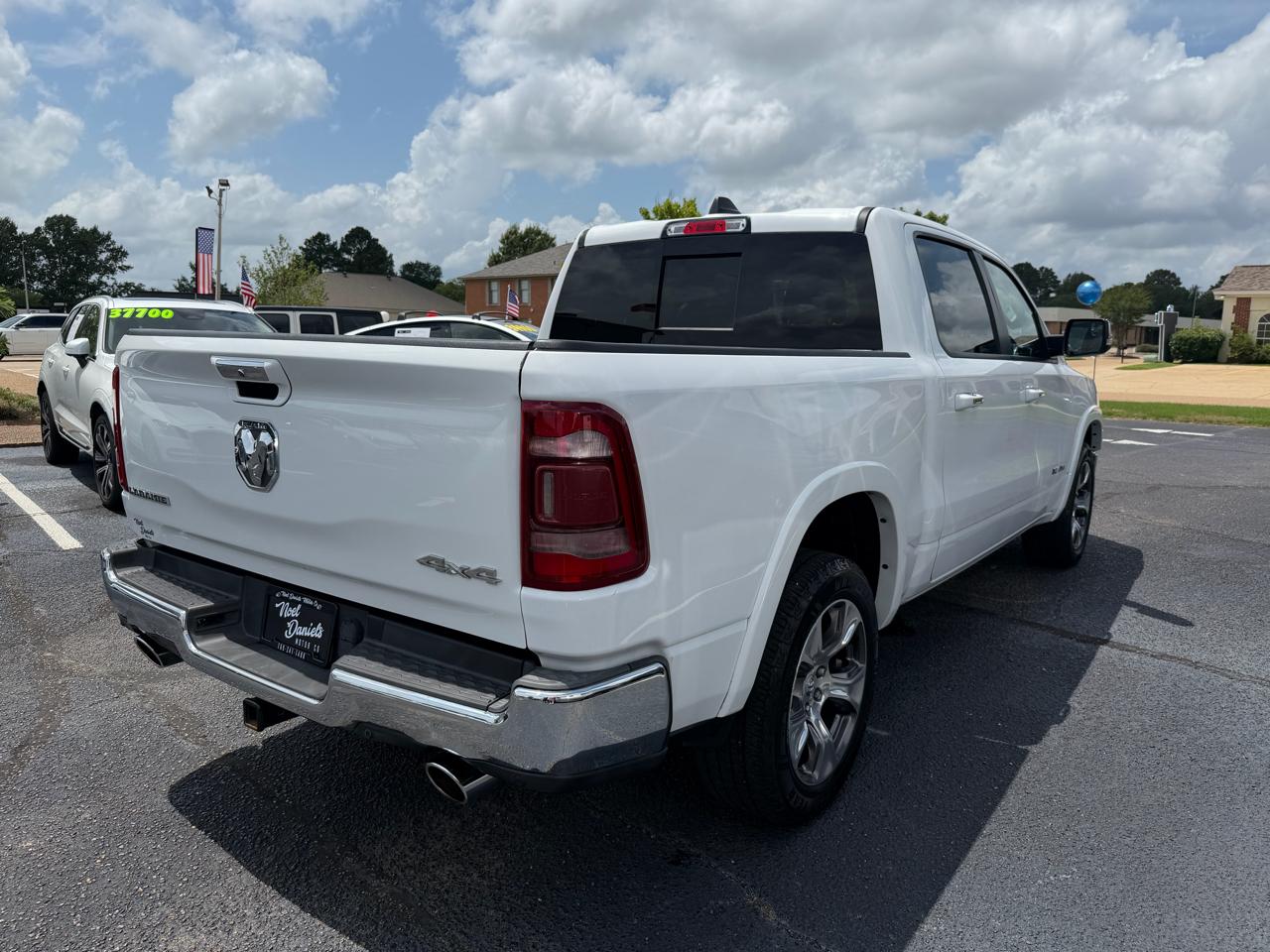 RAM 1500 Laramie Crew Cab SWB 4WD 2021