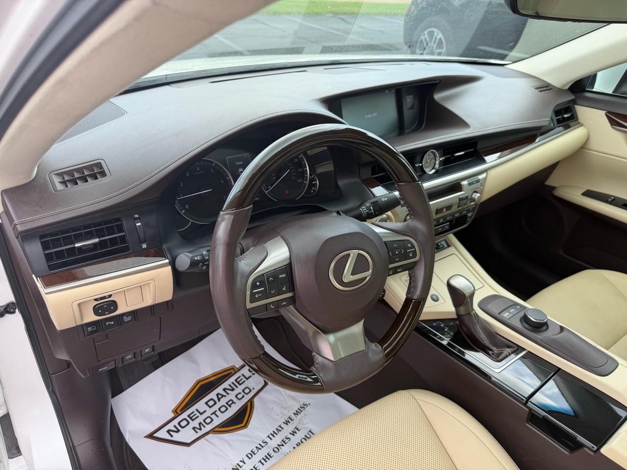 Lexus ES 350 Premium 2017