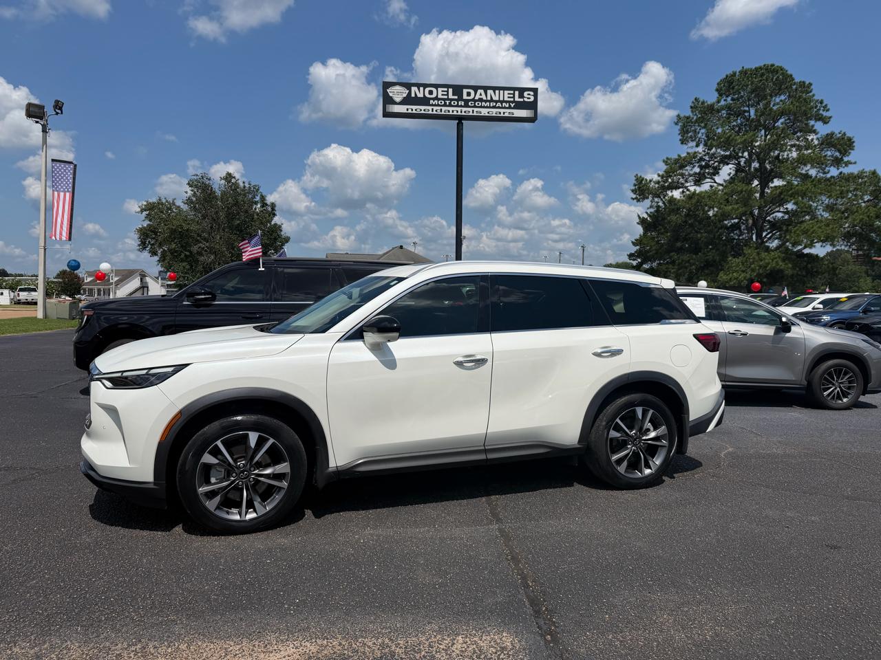 Infiniti QX60 LUXE AWD 2023