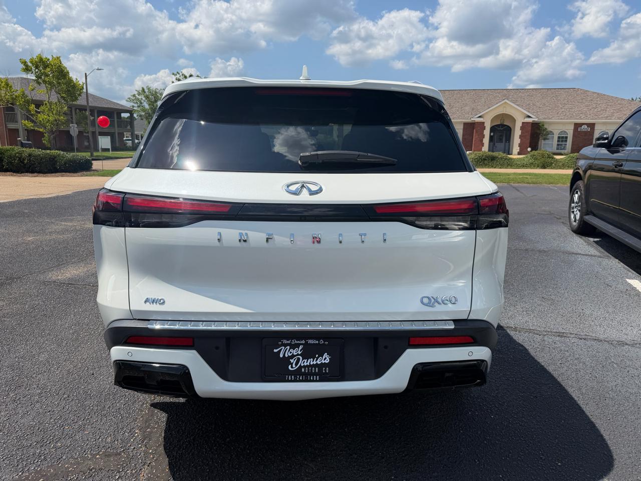 Infiniti QX60 LUXE AWD 2023