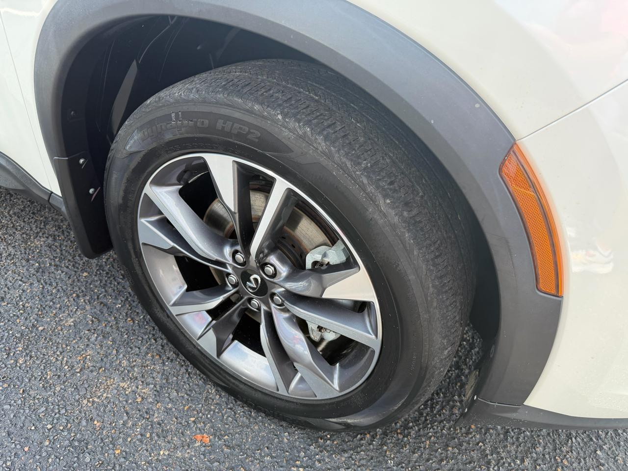 Infiniti QX60 LUXE AWD 2023
