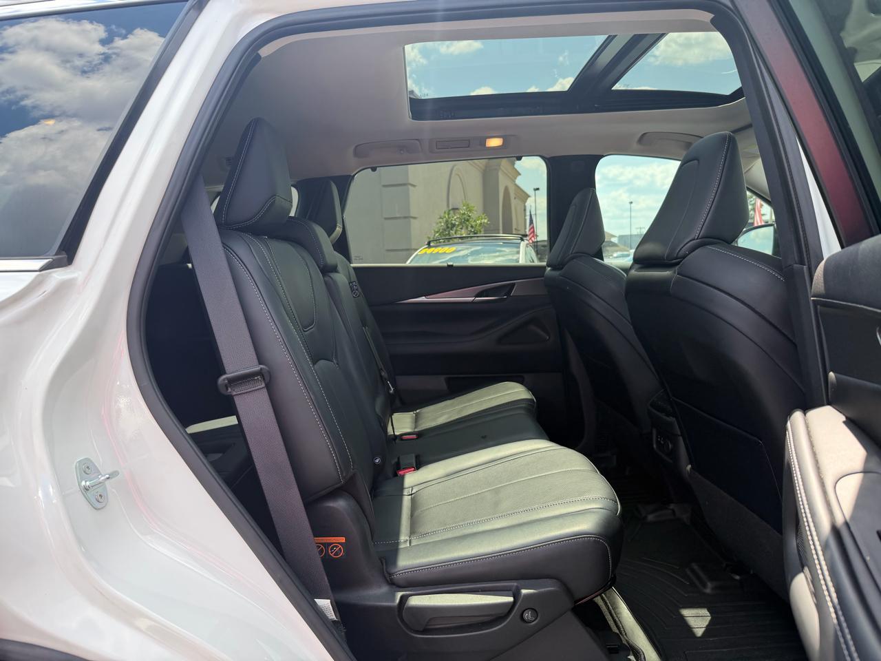 Infiniti QX60 LUXE AWD 2023