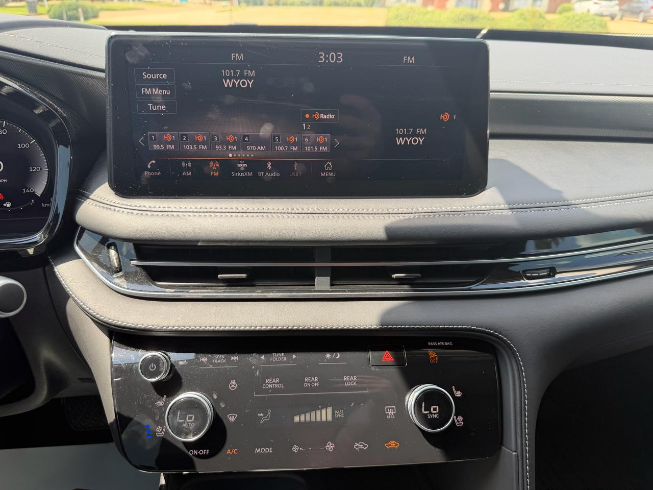 Infiniti QX60 LUXE AWD 2023