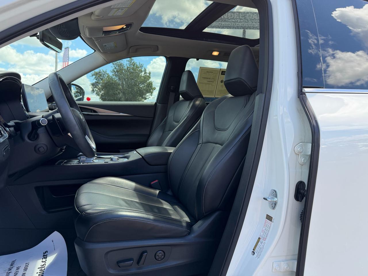 Infiniti QX60 LUXE AWD 2023