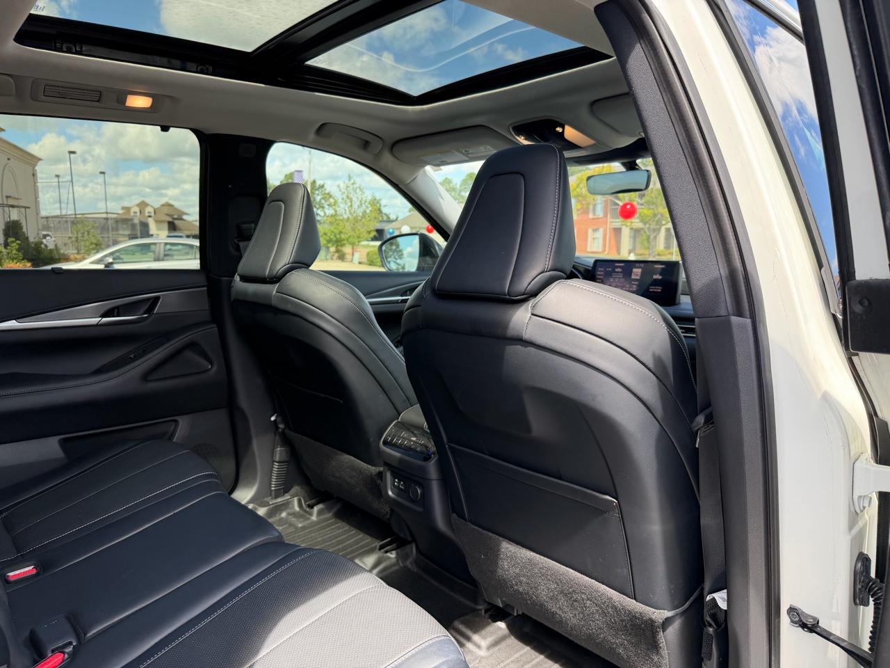 Infiniti QX60 LUXE AWD 2023