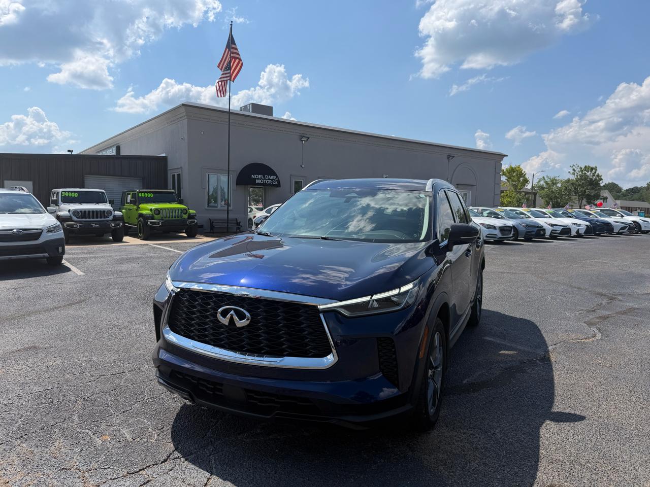 2023 INFINITI QX60 LUXE's photo