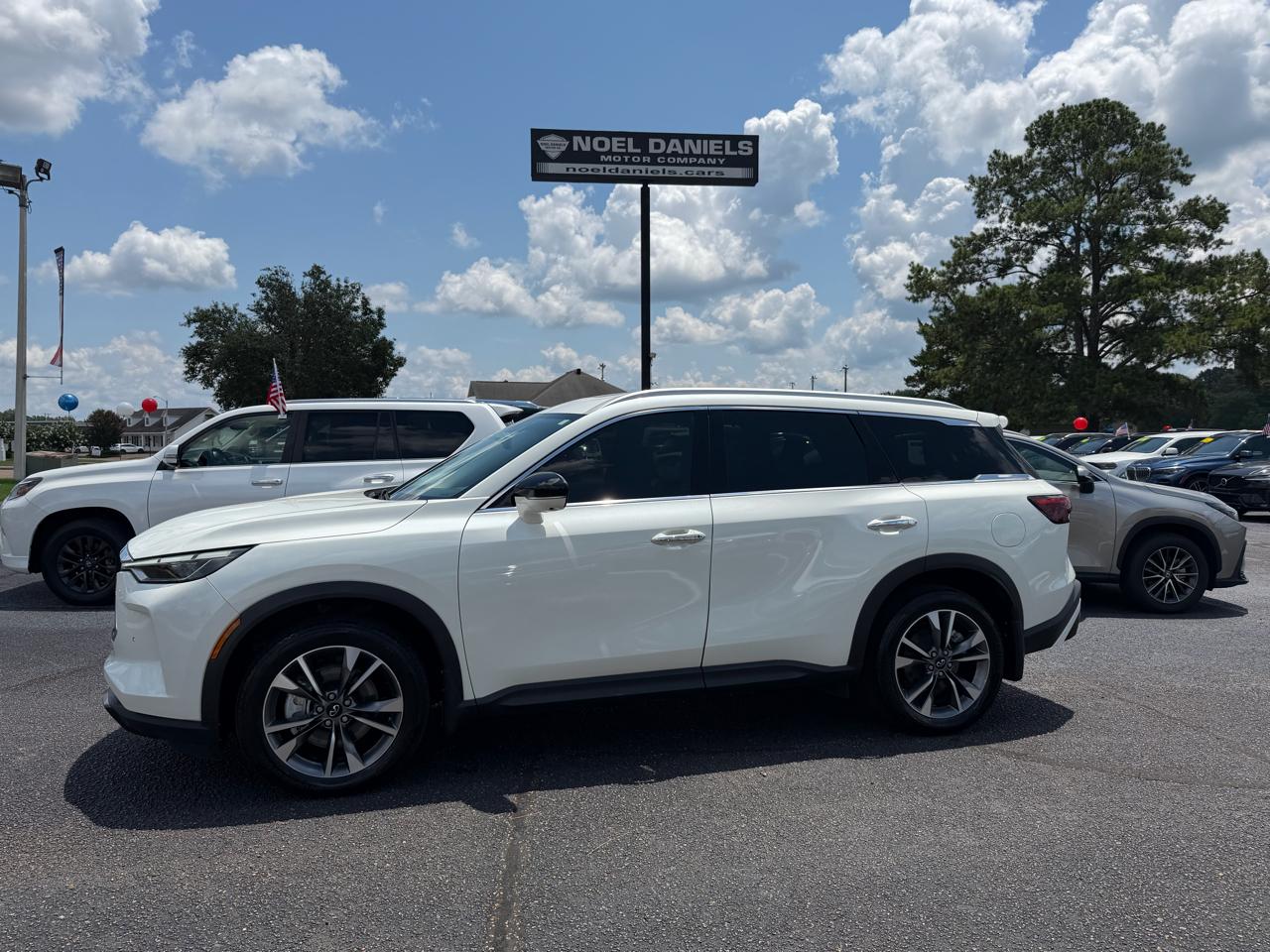 2023 Infiniti QX60 LUXE AWD