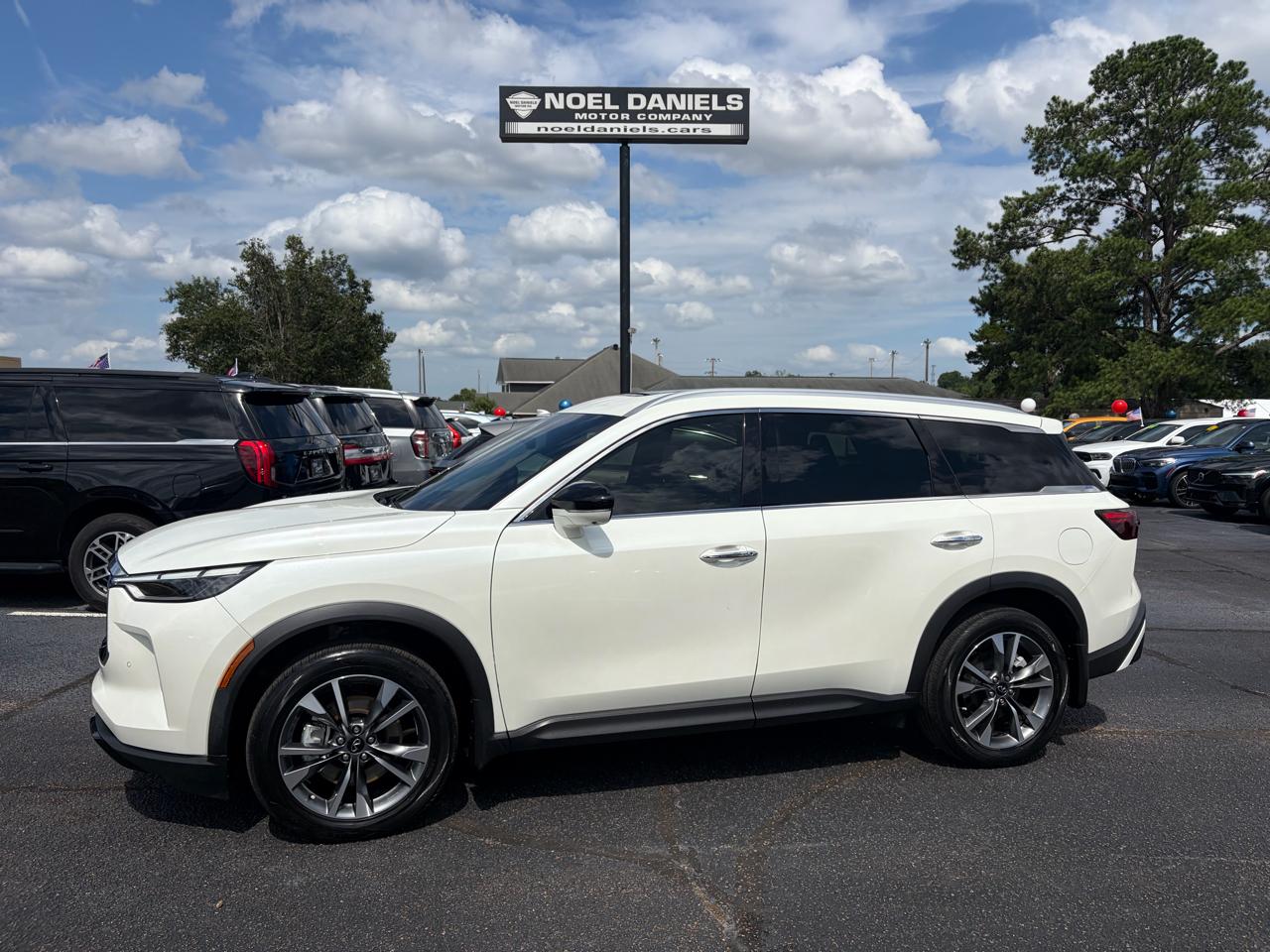 2024 Infiniti QX60 LUXE AWD
