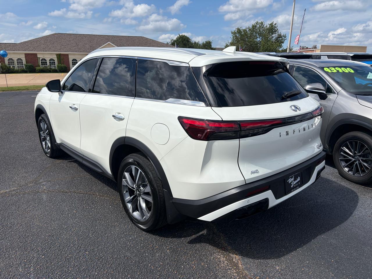 Infiniti QX60 LUXE AWD 2024
