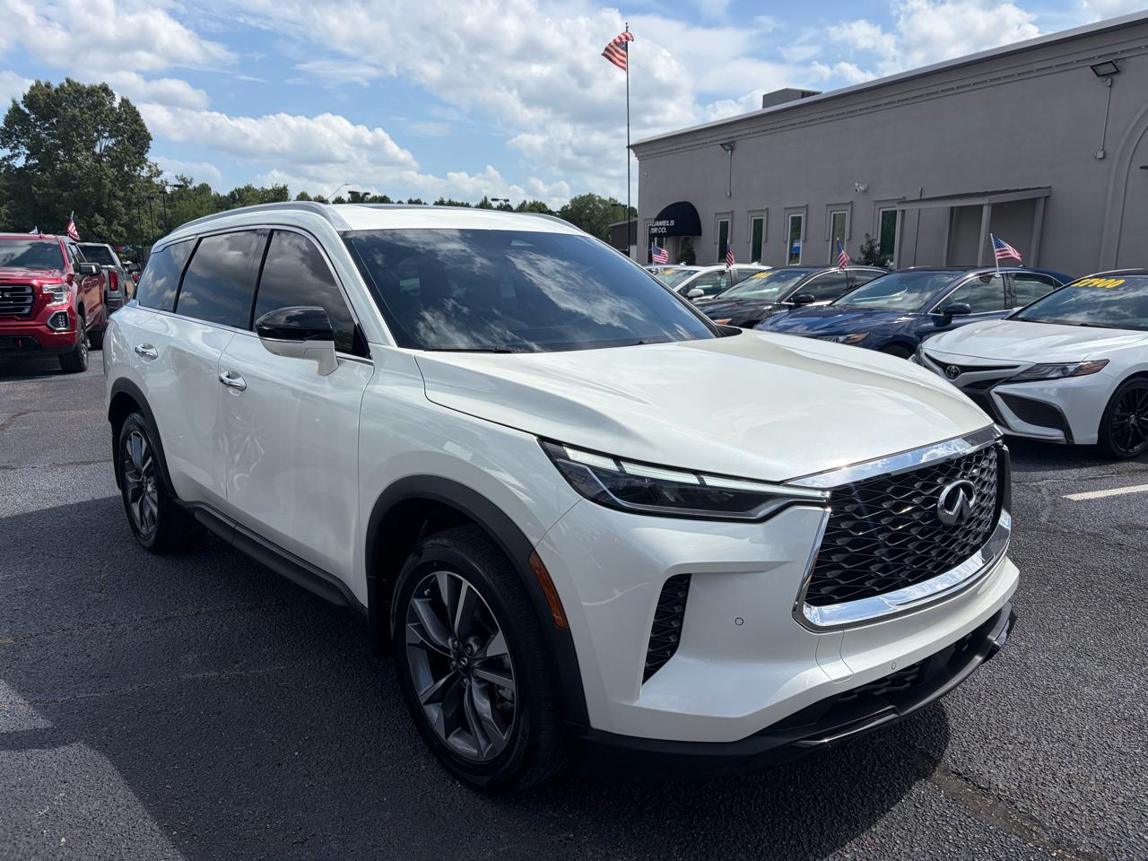 Infiniti QX60 LUXE AWD 2024