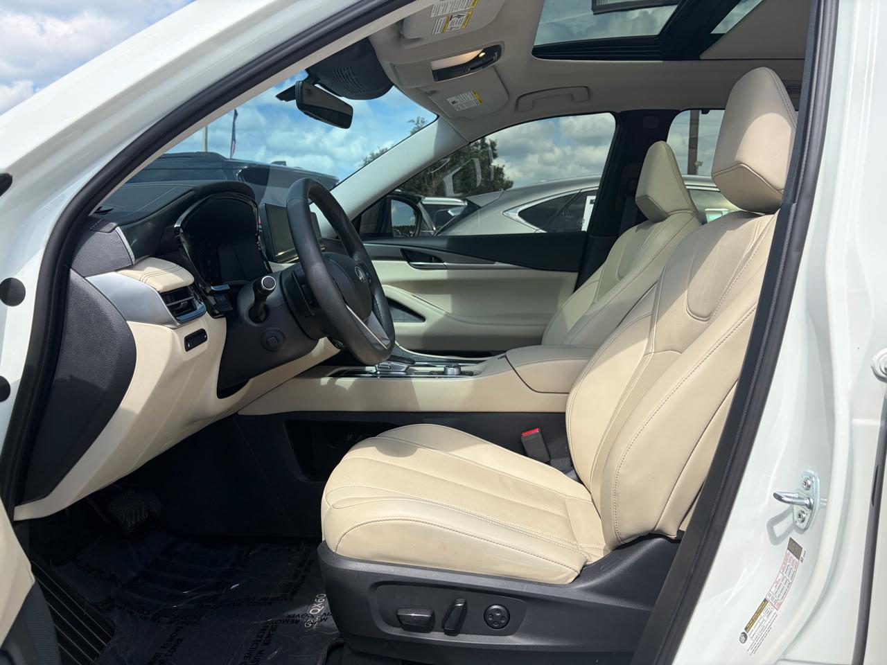 Infiniti QX60 LUXE AWD 2024
