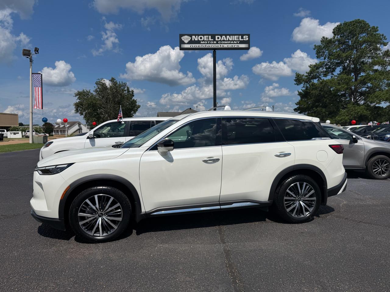 2023 Infiniti QX60 SENSORY AWD