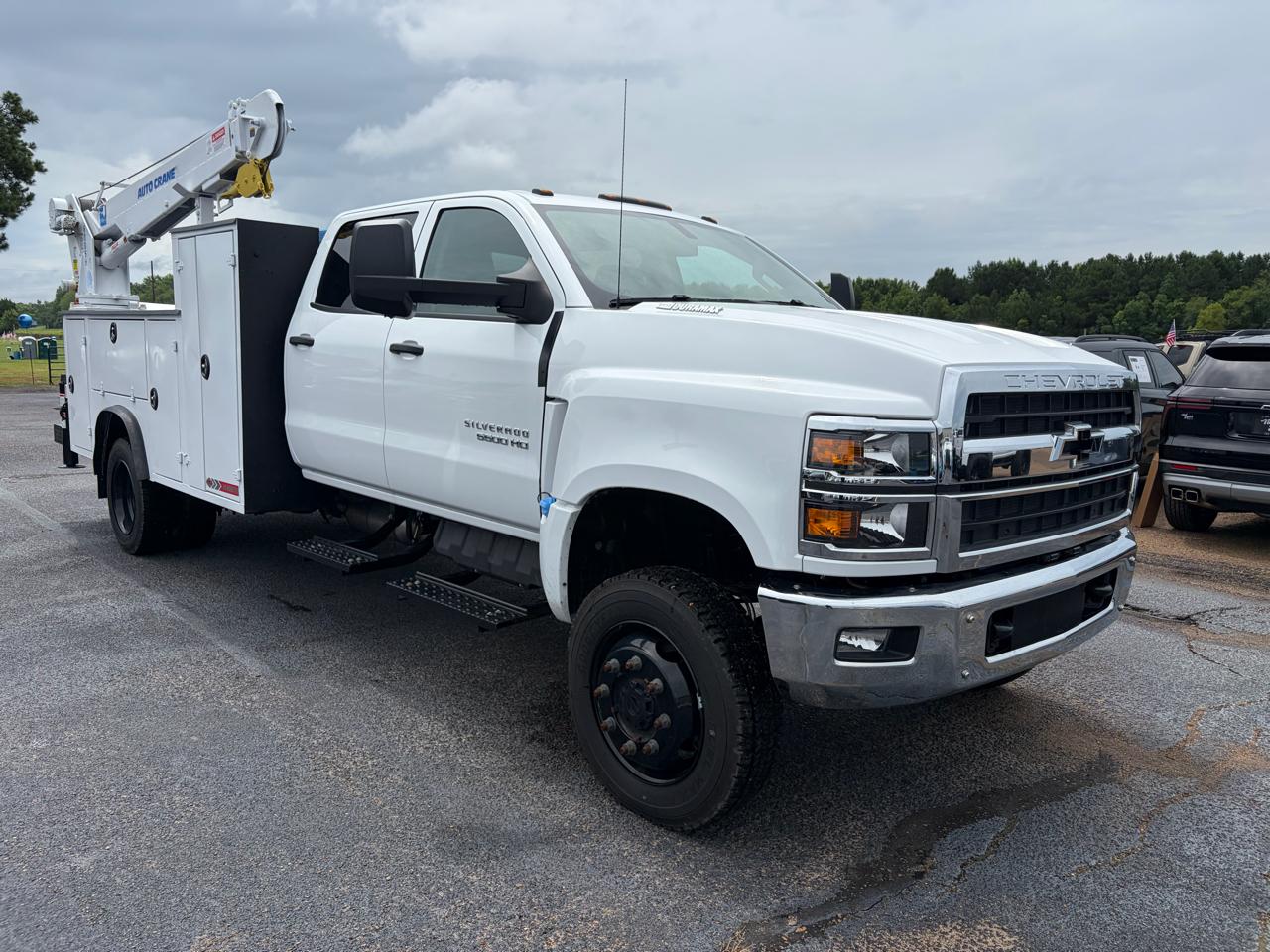Chevrolet Silverado 5500HD Chassis  2024