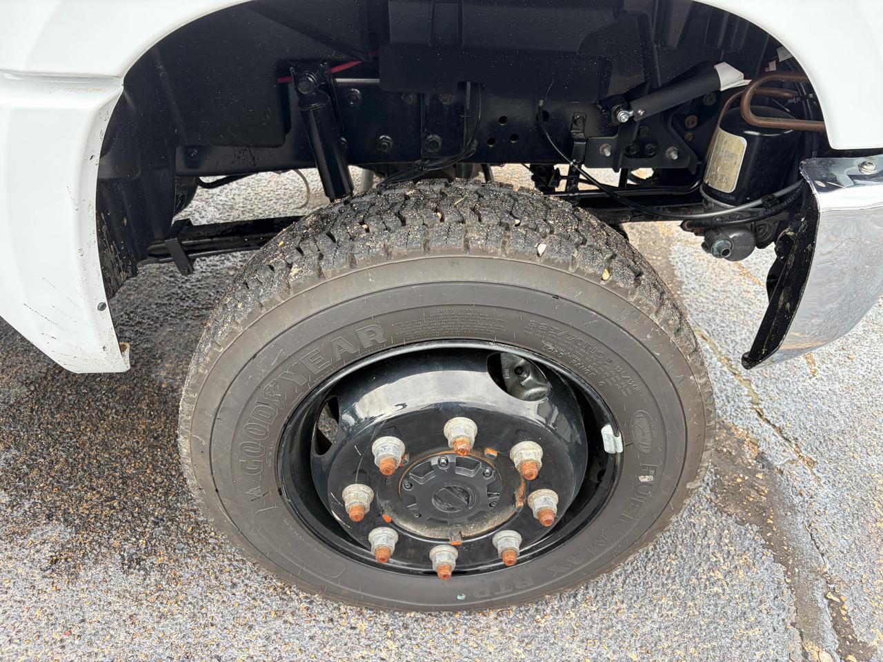 Chevrolet Silverado 5500HD Chassis  2024