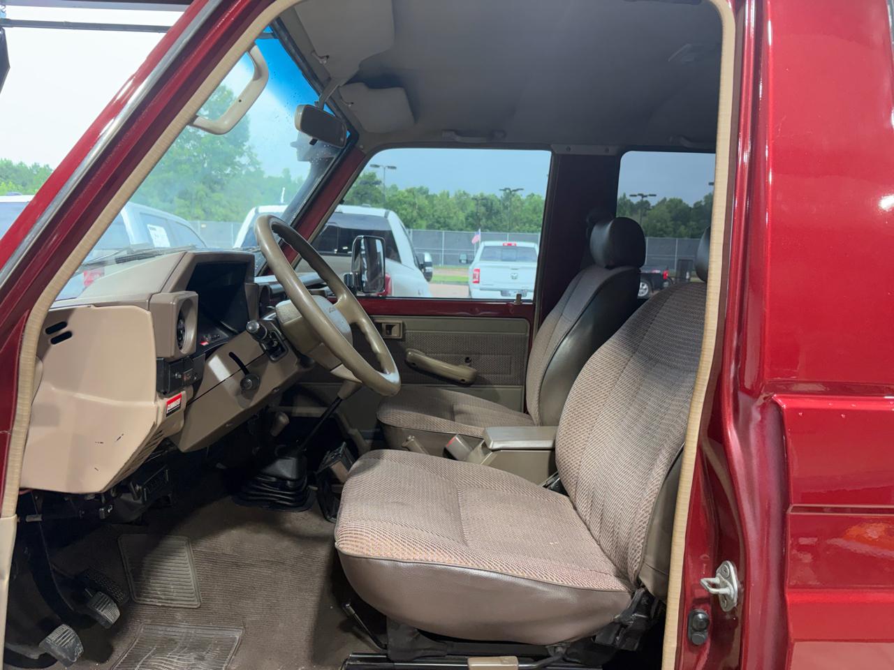Toyota Land Cruiser 70 Series  1995