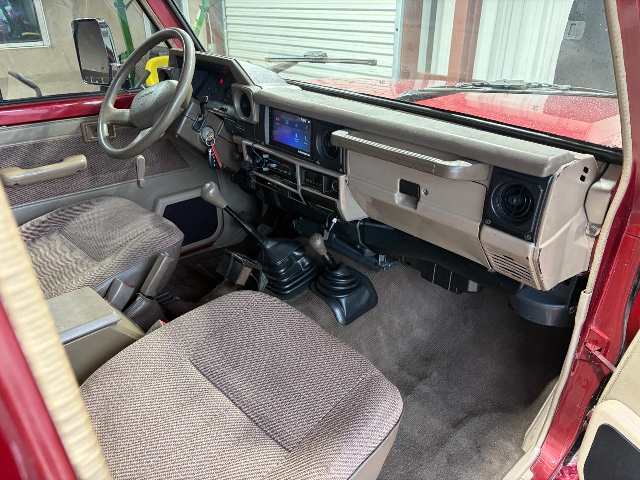 Toyota Land Cruiser 70 Series  1995