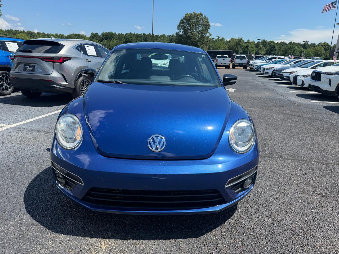 Volkswagen Beetle 2.0T R-Line 2D Coupe 2014