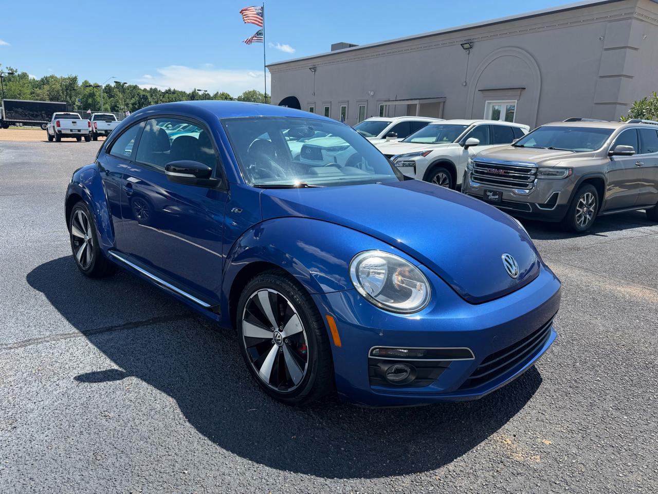 Volkswagen Beetle 2.0T R-Line 2D Coupe 2014