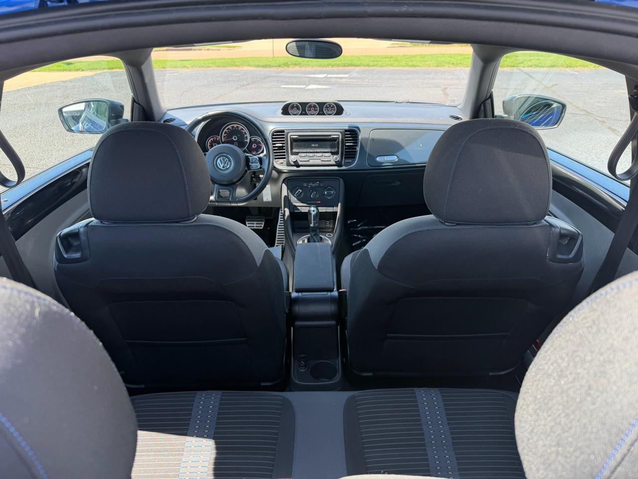 Volkswagen Beetle 2.0T R-Line 2D Coupe 2014