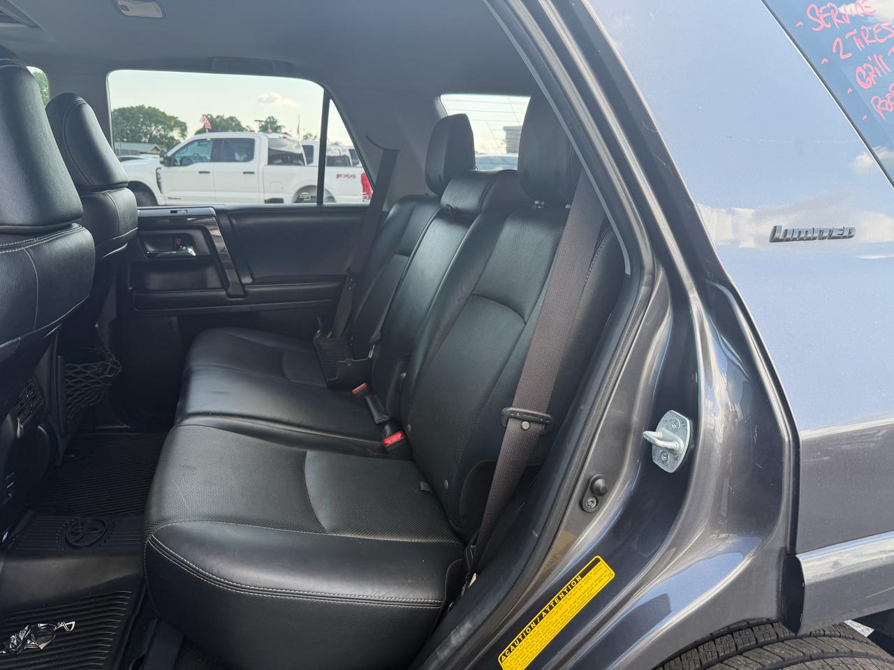 Toyota 4Runner Limited Nightshade 2WD (Natl) 2019