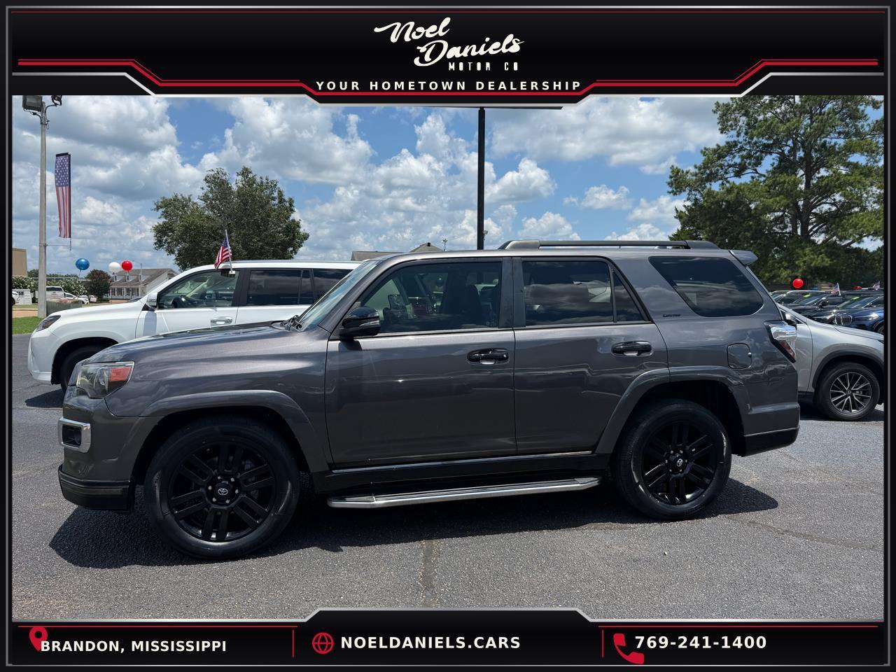 Toyota 4Runner Limited Nightshade 2WD (Natl) 2019