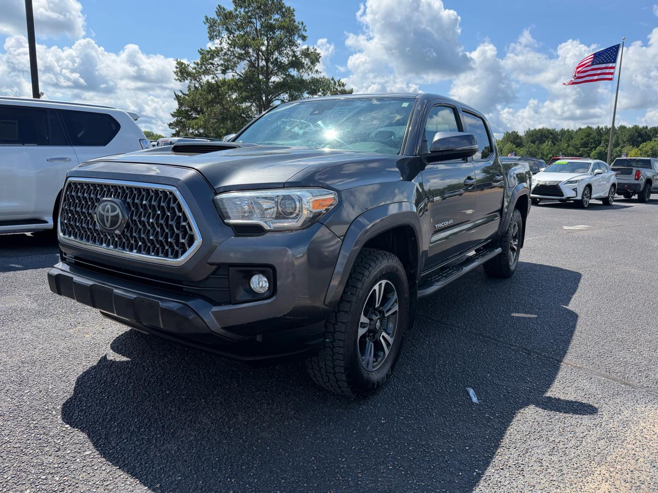 View vehicle photo 2