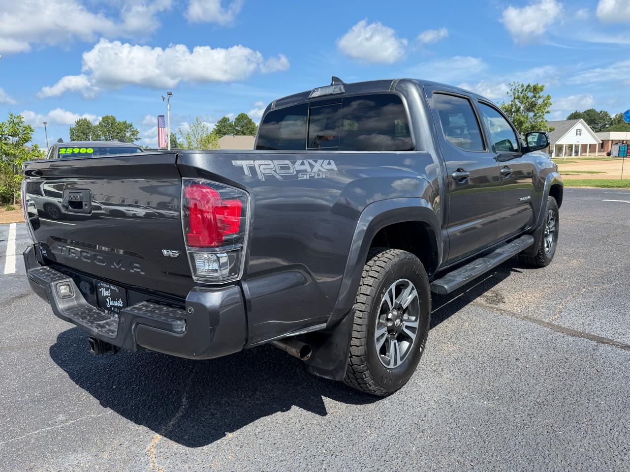 View vehicle photo 5