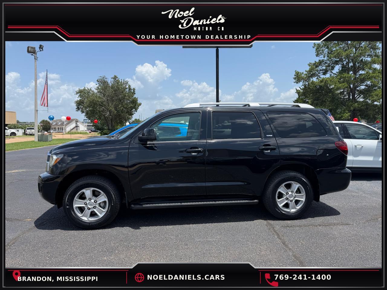 Toyota Sequoia SR5 5.7L 2WD 2018