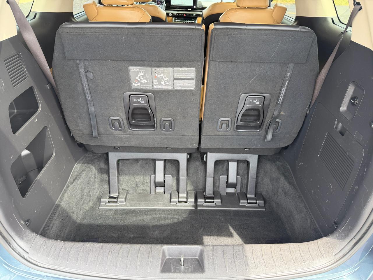 Kia Carnival EX 2024