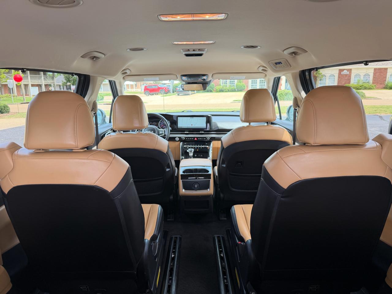 Kia Carnival EX 2024