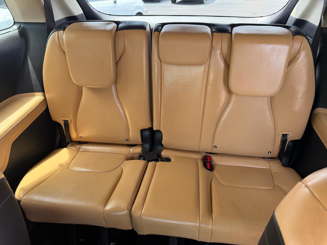 Kia Carnival EX 2024