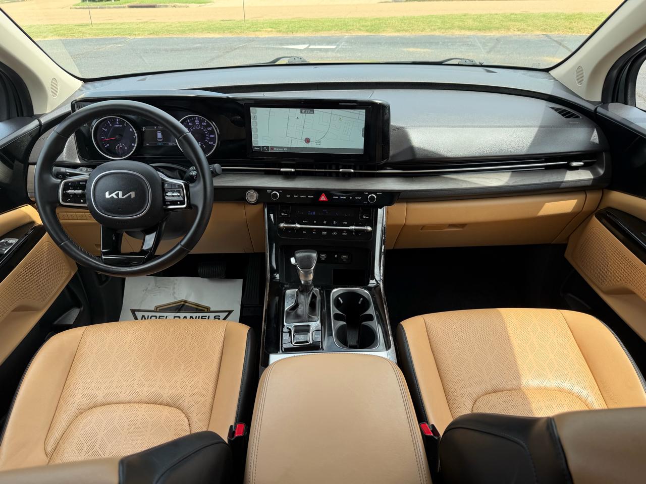 Kia Carnival EX 2024