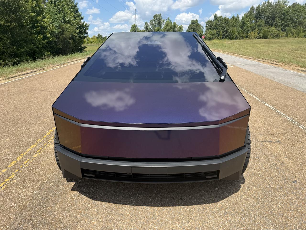 Tesla Cybertruck AWD 2024