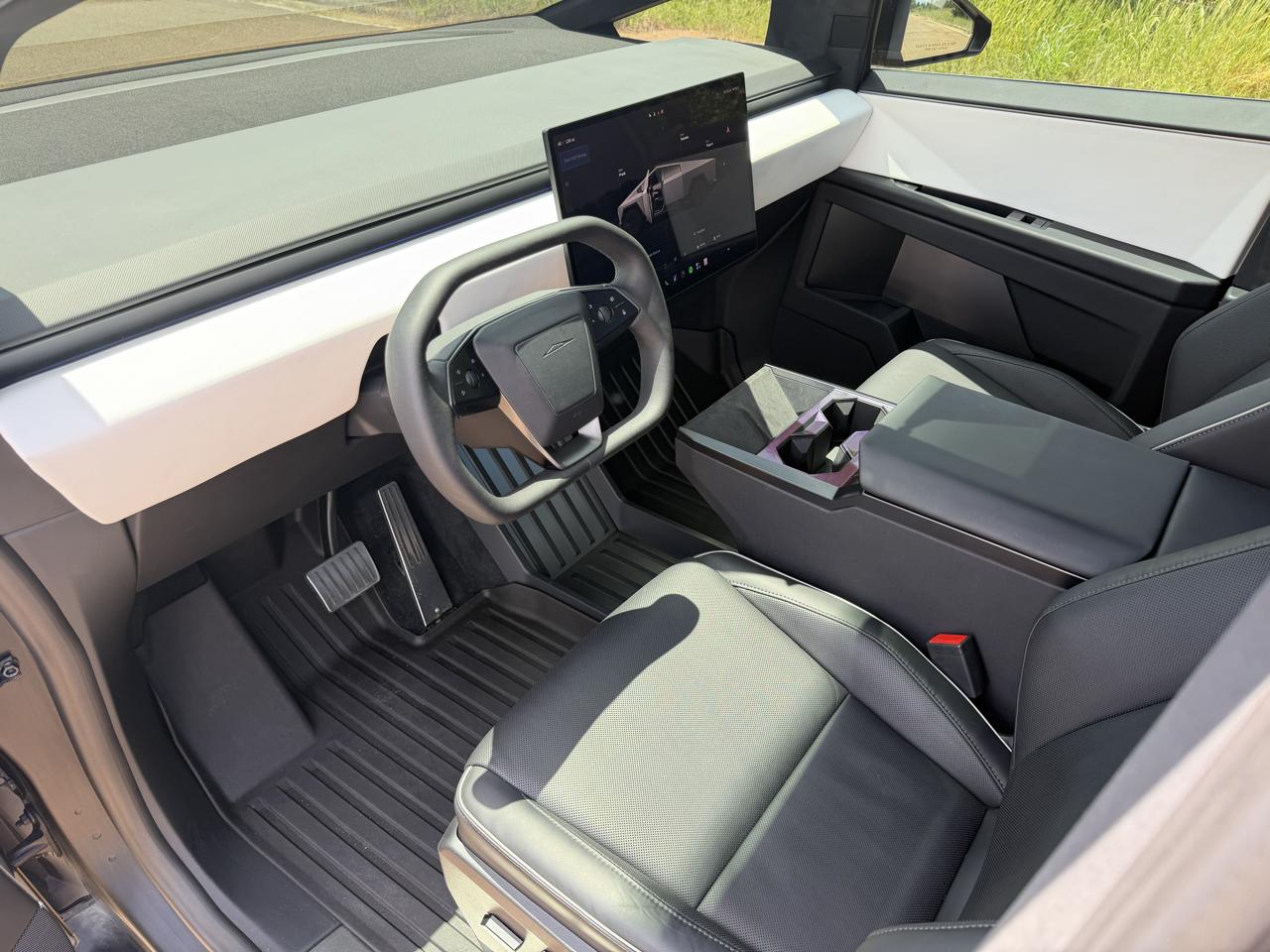 Tesla Cybertruck AWD 2024
