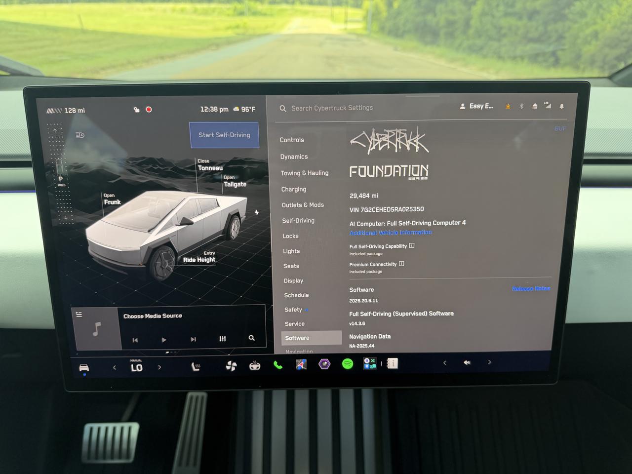 Tesla Cybertruck AWD 2024