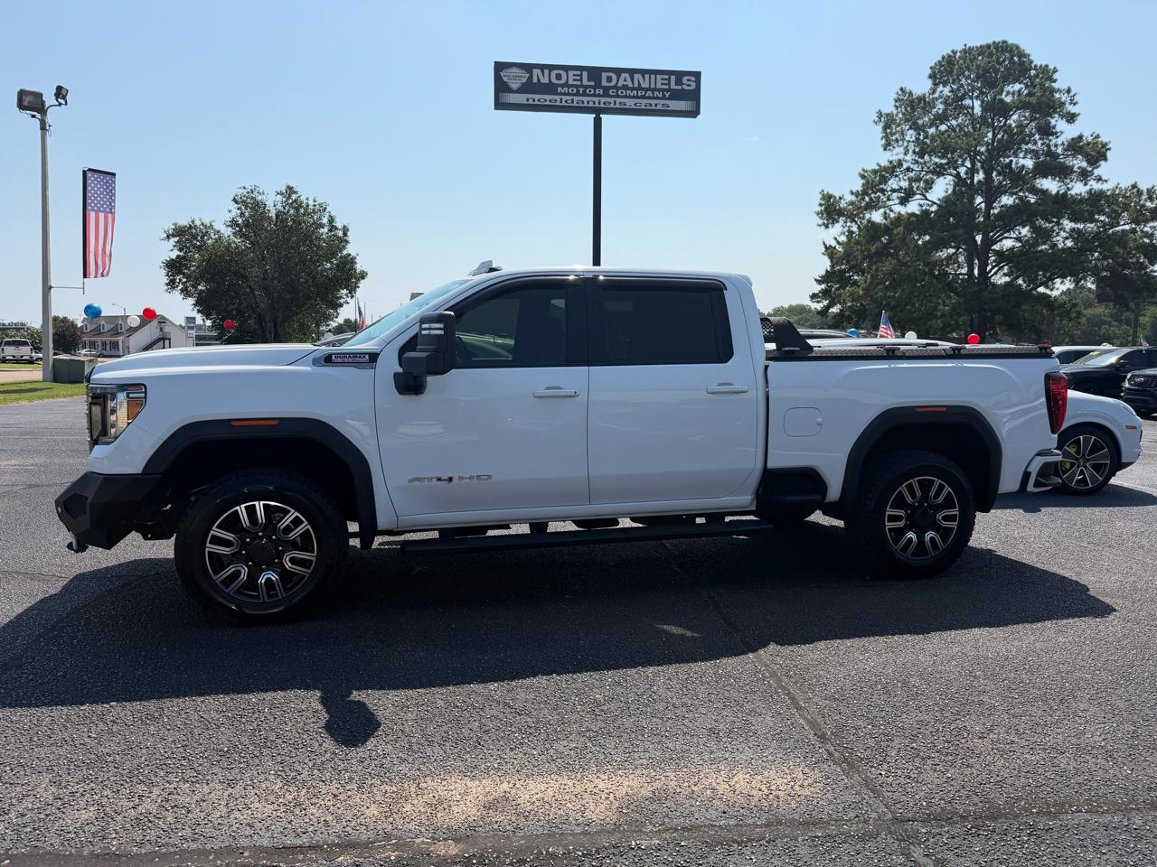 2020 GMC Sierra 2500HD AT4 Crew Cab 4WD