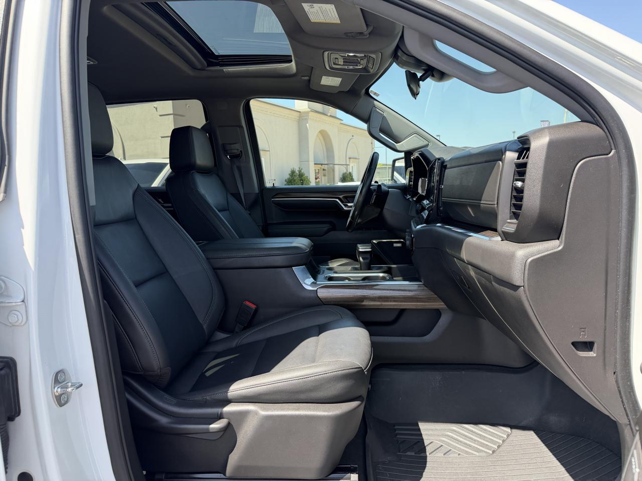Chevrolet Silverado 1500 Trail Boss LT Crew Cab 4WD 2024