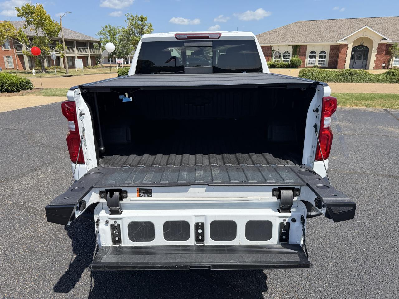 Chevrolet Silverado 1500 Trail Boss LT Crew Cab 4WD 2024