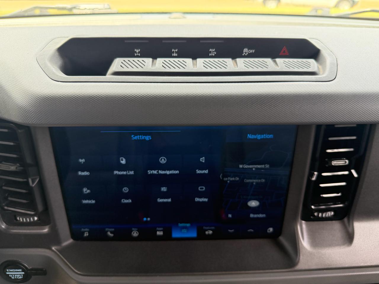 Ford Bronco Everglades 4-Door 2024