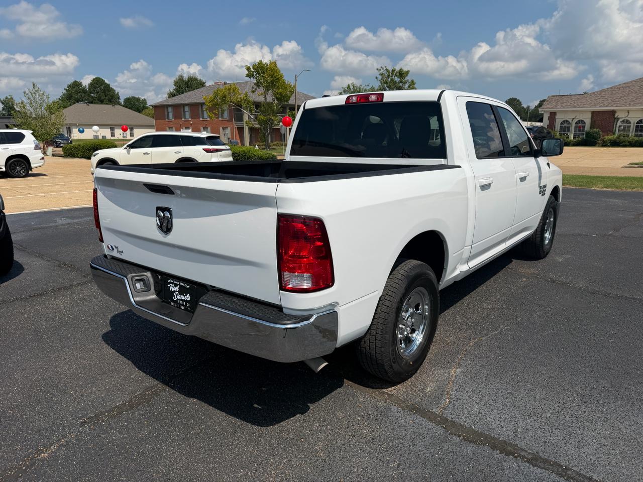 RAM 1500 Classic Tradesman Crew Cab SWB 2WD 2021