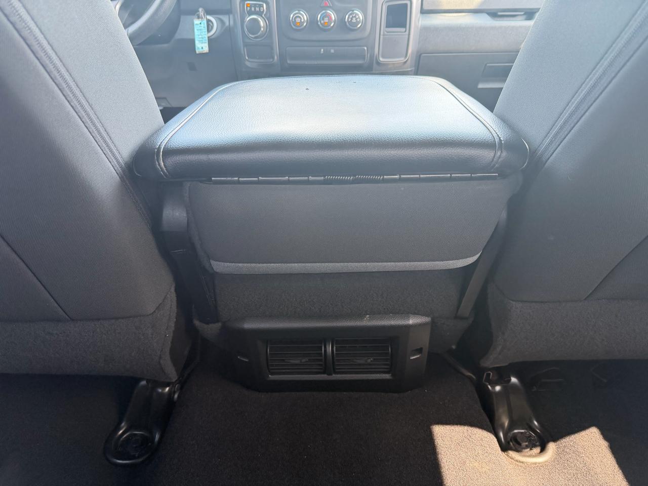 RAM 1500 Classic Tradesman Crew Cab SWB 2WD 2021