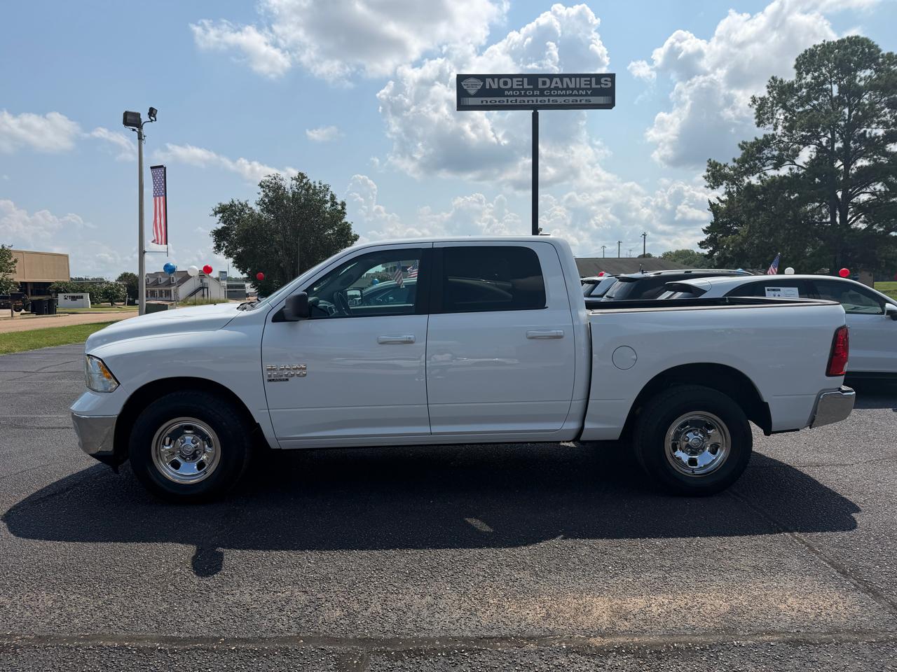 RAM 1500 Classic Tradesman Crew Cab SWB 2WD 2021