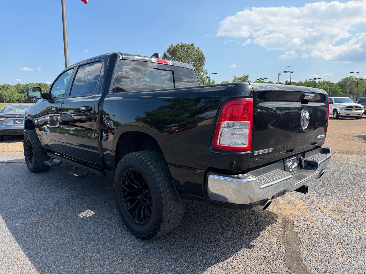 RAM 1500 Big Horn Crew Cab SWB 4WD 2020