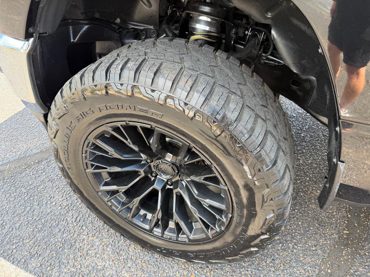 RAM 1500 Big Horn Crew Cab SWB 4WD 2020