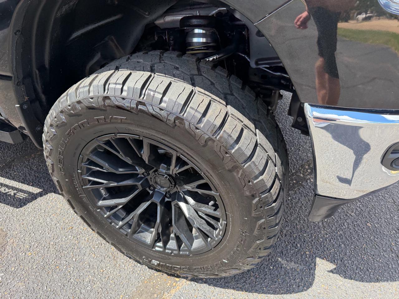 RAM 1500 Big Horn Crew Cab SWB 4WD 2020